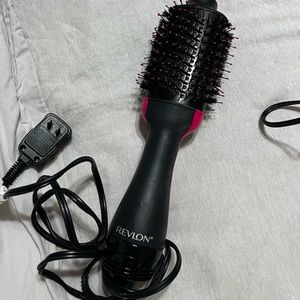 Revlon One Step Volumizer Hair Dryer & Hot Air Brush